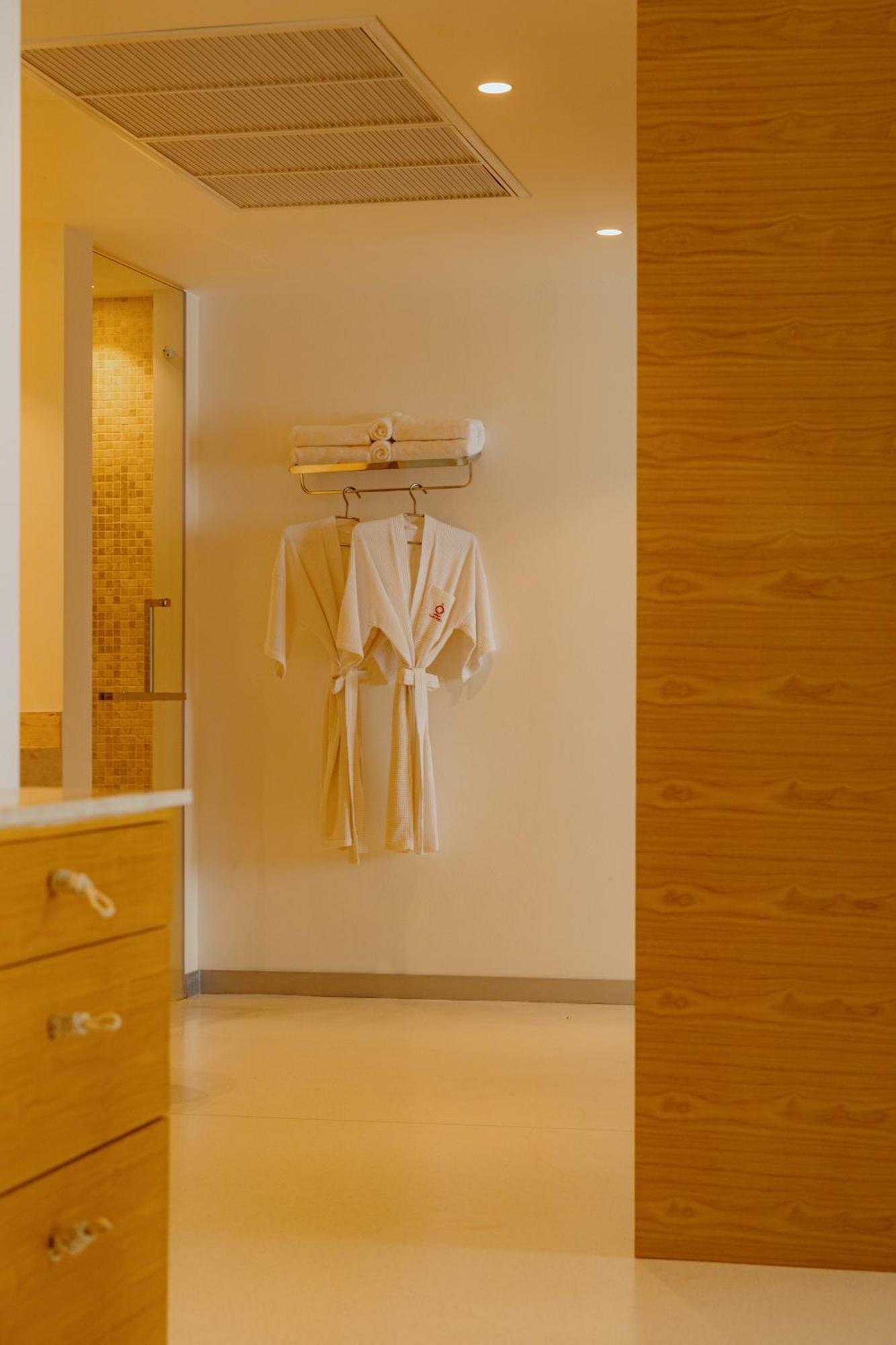 Elite Atoll Beachfront Hotel 卡农 外观 照片